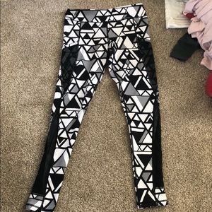 TLF Geometric shape leggings - lightly worn!
